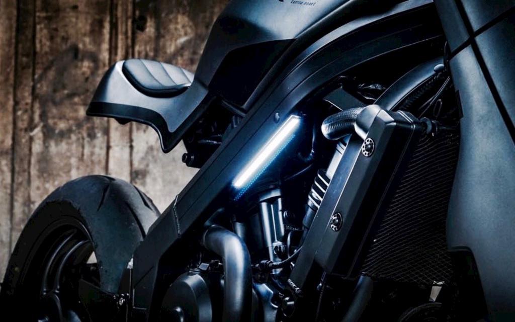 HONDA BROS 400 | K-SPEED - The Future Storm - Café-Racer mit Streetfighter-Optik Image 3 from 16