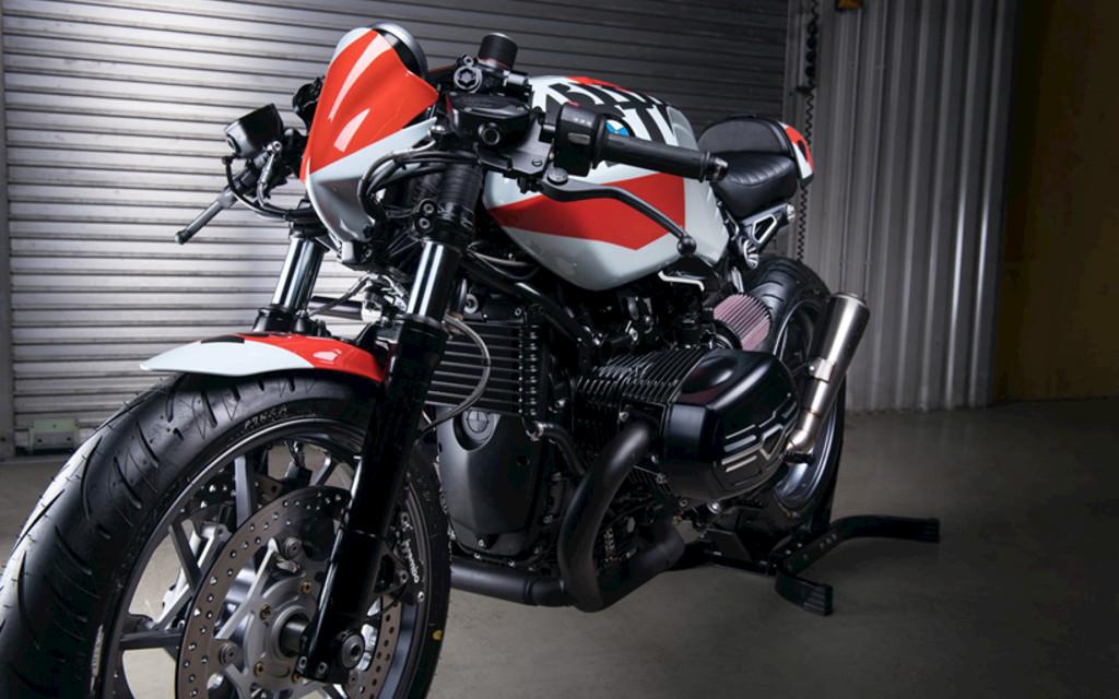 BMW RNineT | DIAMOND DA#15 - BRIDGESTONE - Atemberaubend moderner Performer Image 3 from 7