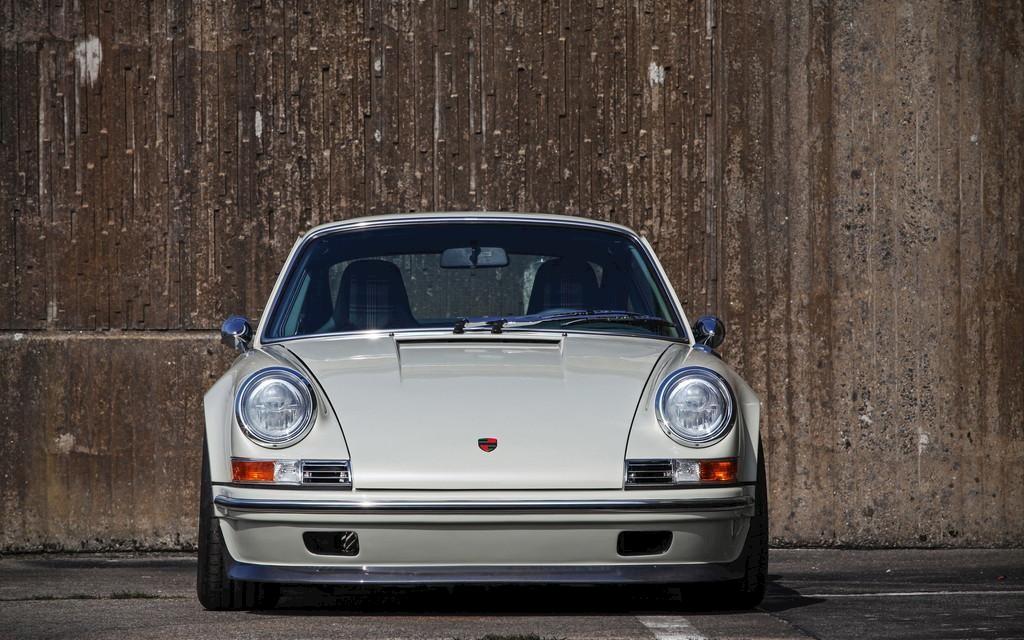 PORSCHE 993 | KAEGE - Luftgekühlte Perfektion in zeitlos innovativer Ästhetik Image 2 from 23