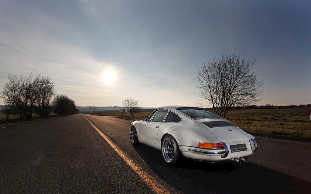 PORSCHE 993 | KAEGE - Luftgekühlte Perfektion in zeitlos innovativer Ästhetik Image 20 from 23