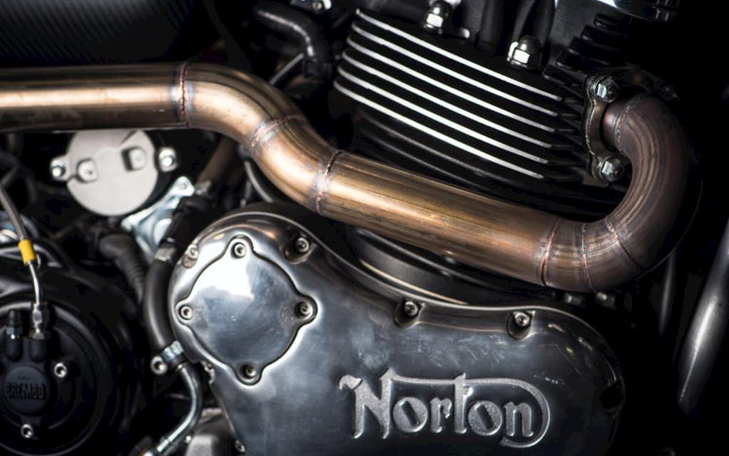 NORTON DOMINATOR | GOBLIN - Die einzige Custom Dominator Naked Image 9 from 10