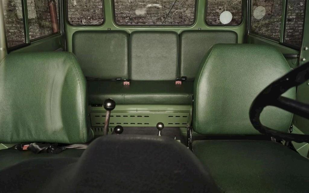 MERCEDES-BENZ | UNIMOG DOPPELKABINE - Hochgeländegängige Portal Achsen Image 4 from 5