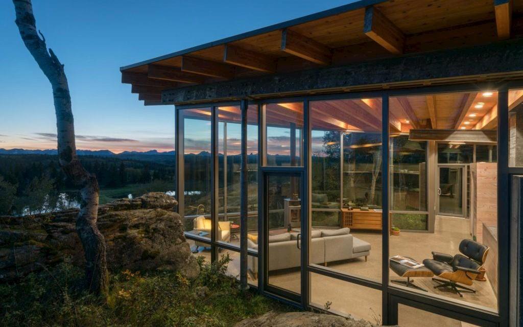 Das Cutler's Rock House  Image 5 from 5
