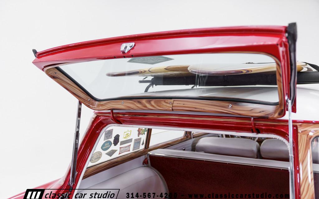 1956 Pontiac two Door 860 "Surf Wagon” Image 11 from 21