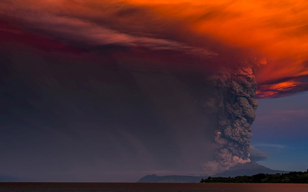 Die Luft knistert: Vulkanische Gewitter in Eruptionswolken  Bild 7 von 9