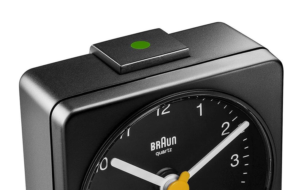 BRAUN | Analog Reisewecker Bild 1 von 2