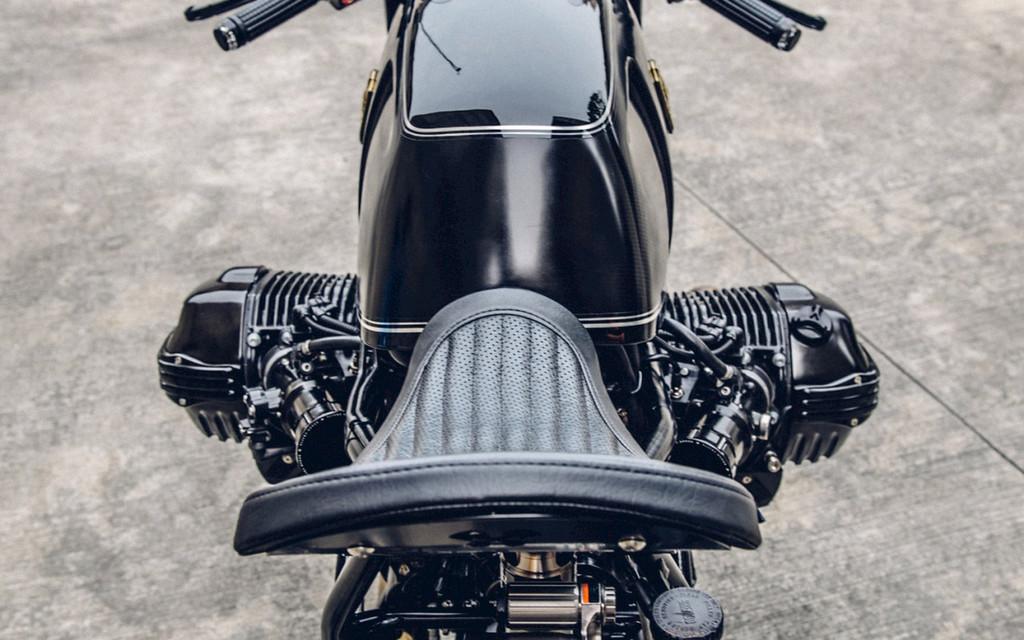 BMW RnineT | ROUGH CRAFTS - R9T Bavarian Fistfighter  Image 14 from 16