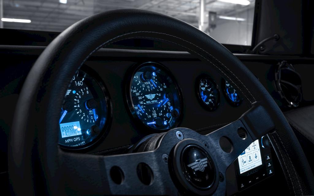 # Edition Nr. 003 Hummer H1  Bild 5 von 8