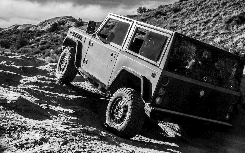 Sport Utility Truck vollelektrisch Bild 5 von 11