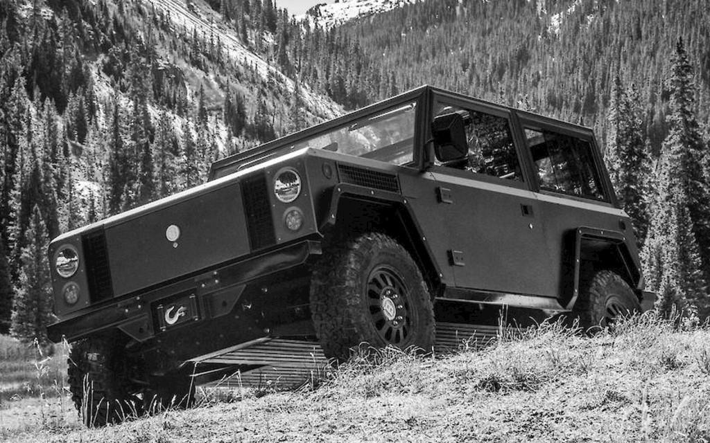 Sport Utility Truck vollelektrisch Bild 9 von 11