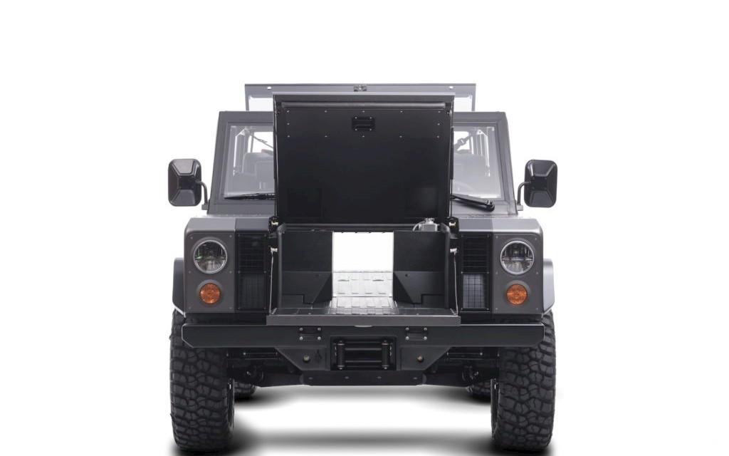 Sport Utility Truck vollelektrisch Bild 10 von 11