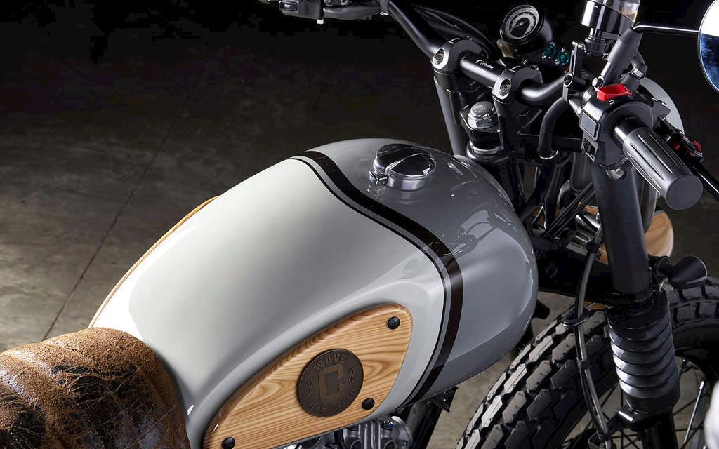 Suzuki VanVan 200 ‘Wave’  Image 2 from 6