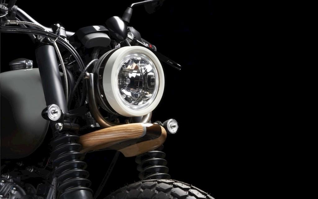 Suzuki VanVan 200 ‘Wave’  Image 3 from 6