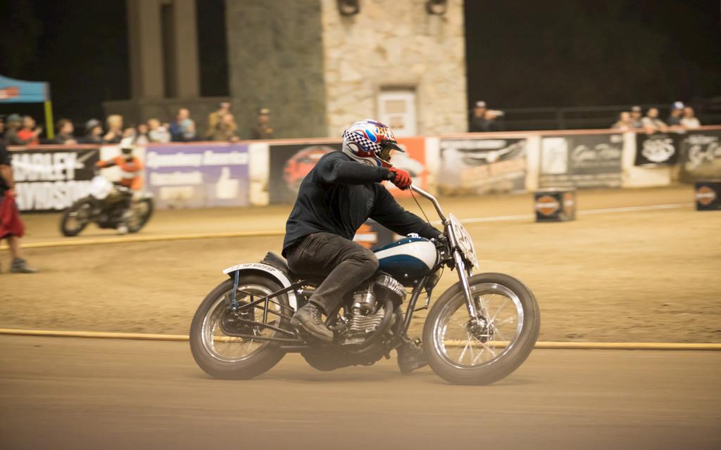 HARLEY DAVIDSON | Bill’s 1941 Harley Flat Tracker Image 3 from 7