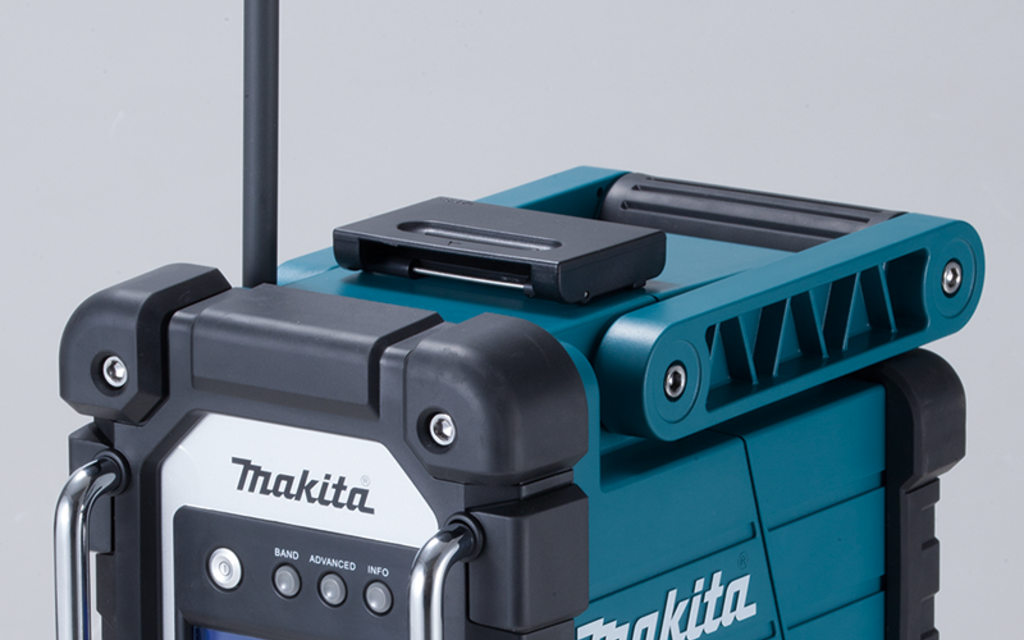 Makita Akku Baustellenradio DMR110 Bild 2 von 2