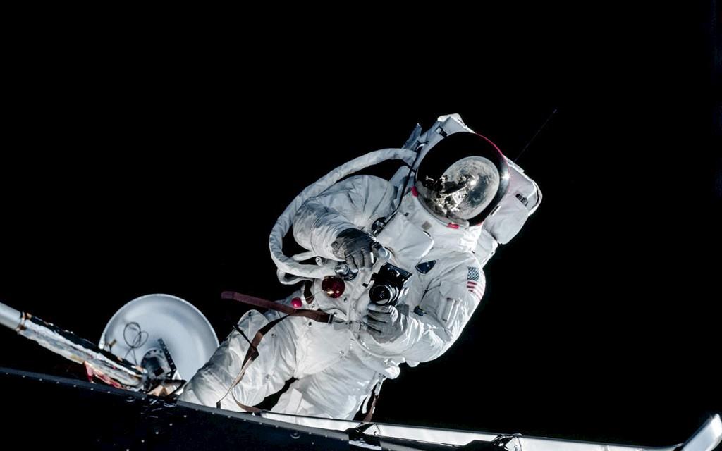 Apollo VII - XVII | Was die Apollo Astronauten der NASA wirklich sahen Bild 5 von 8