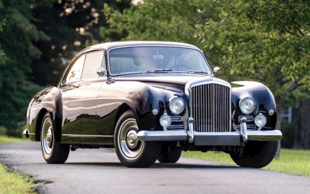 Die leichte "Fastback" Sport Limousine von H.J. Mulliner Bild 2 von 7