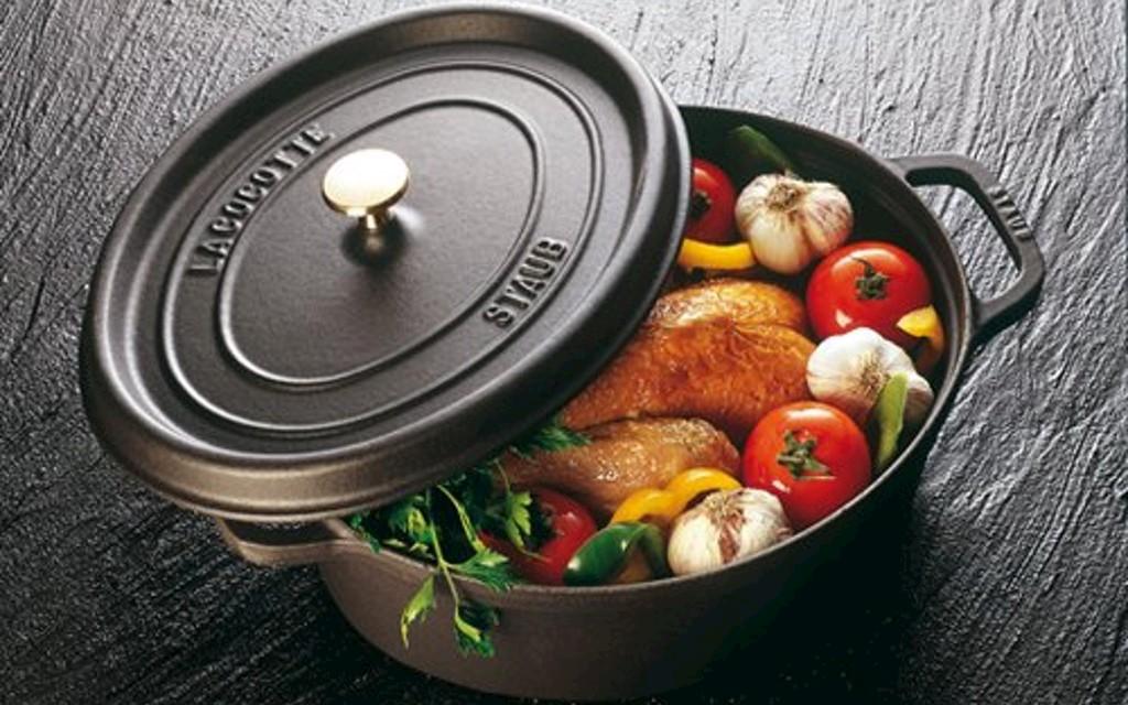 Staub Gusseisen Cocotte / Bräter 3,8 l Bild 5 von 6