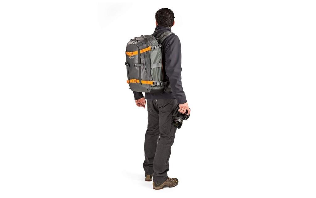 Lowepro Profi Rucksack Whistler Rucksack 350 AW II Bild 3 von 13