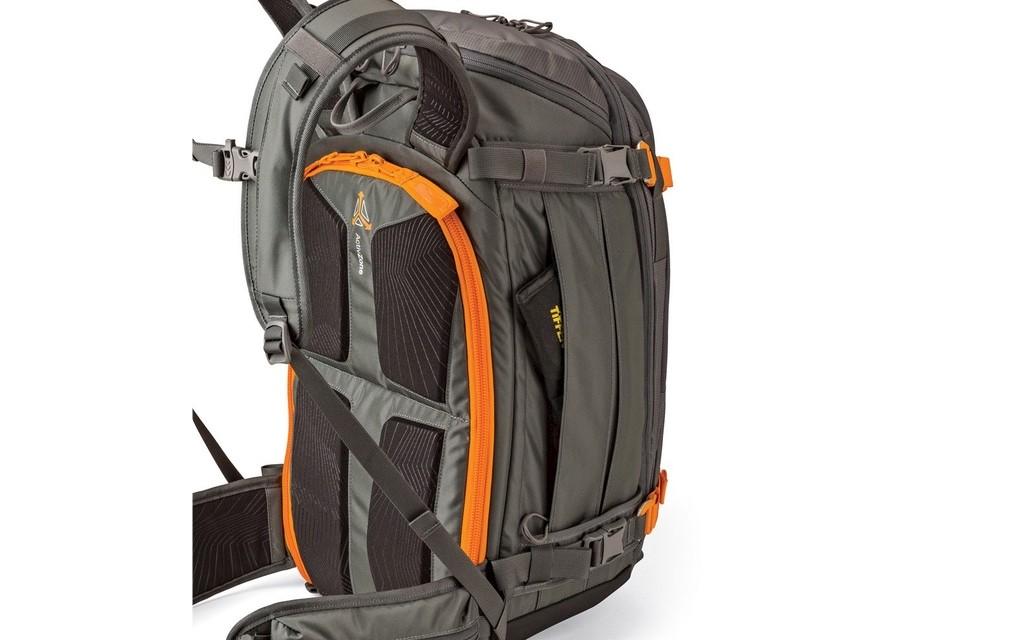 Lowepro Profi Rucksack Whistler Rucksack 350 AW II Bild 8 von 13