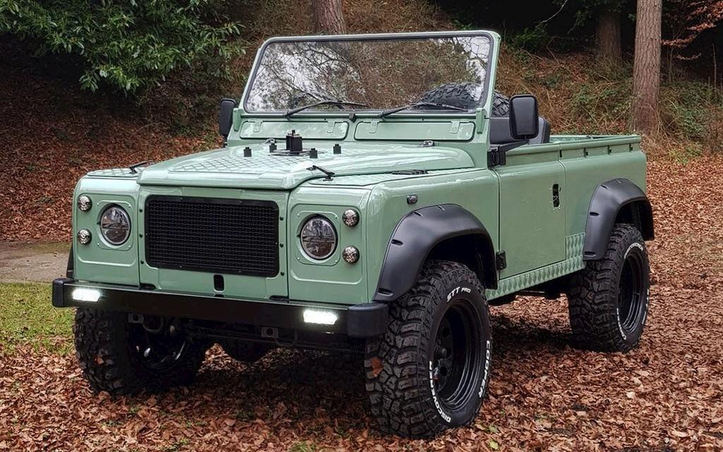 1993 Land Rover Defender 90 Pick Up Soft Top  Image 1 from 9