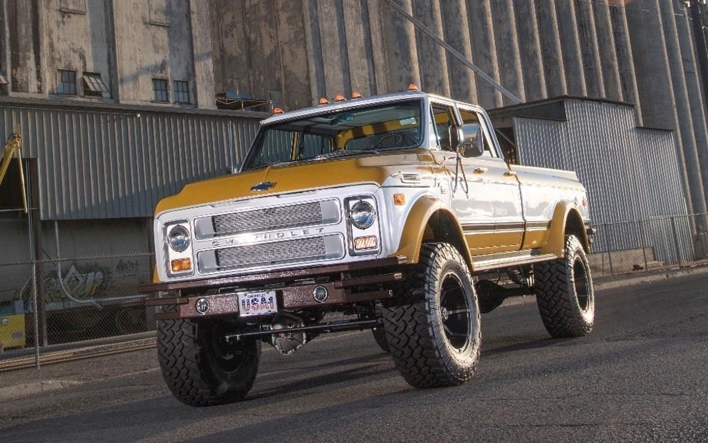 1972 Chevy K50 Crew Cab  Image 3 from 12