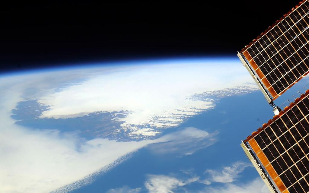 Roscosmos NASA-Mir | 673 Tage im All - Kosmonaut zeigt erstaunliche Bilder Bild 9 von 20