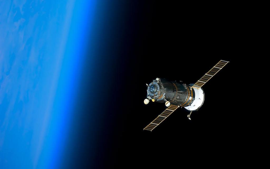 Roscosmos NASA-Mir | 673 Tage im All - Kosmonaut zeigt erstaunliche Bilder Image 17 from 20