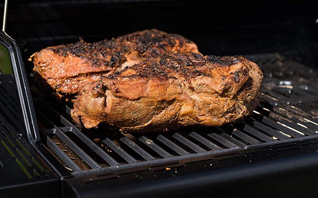 Char-Broil | Gas2Coal® 330 Hybrid Grill  Image 3 from 7