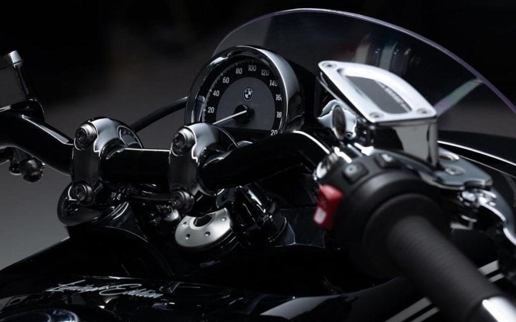 BMW R18 | KINGSTON - BIG BOXER Spirit of Passion  Image 2 from 9