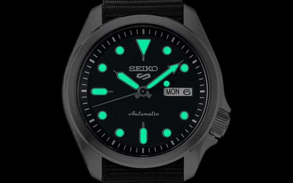 SEIKO | 5 Sports NATO Black  Bild 2 von 3