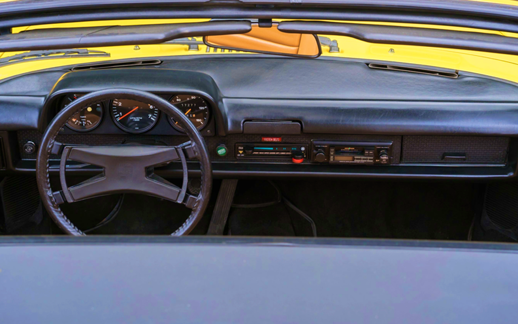 1976 Porsche 914 2.0L | Sonnenblumengelb an Kunstleder  Bild 21 von 25
