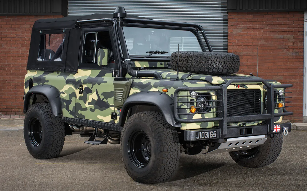Land Rover Defender | Rugged Tactical Military Edition