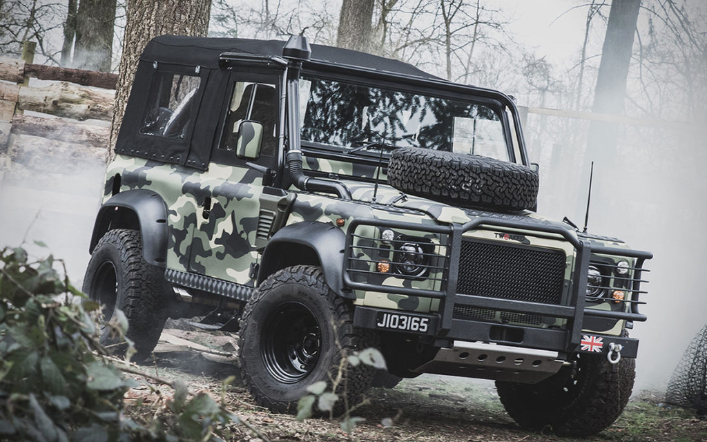 Land Rover Defender | Rugged Tactical Military Edition Bild 4 von 19
