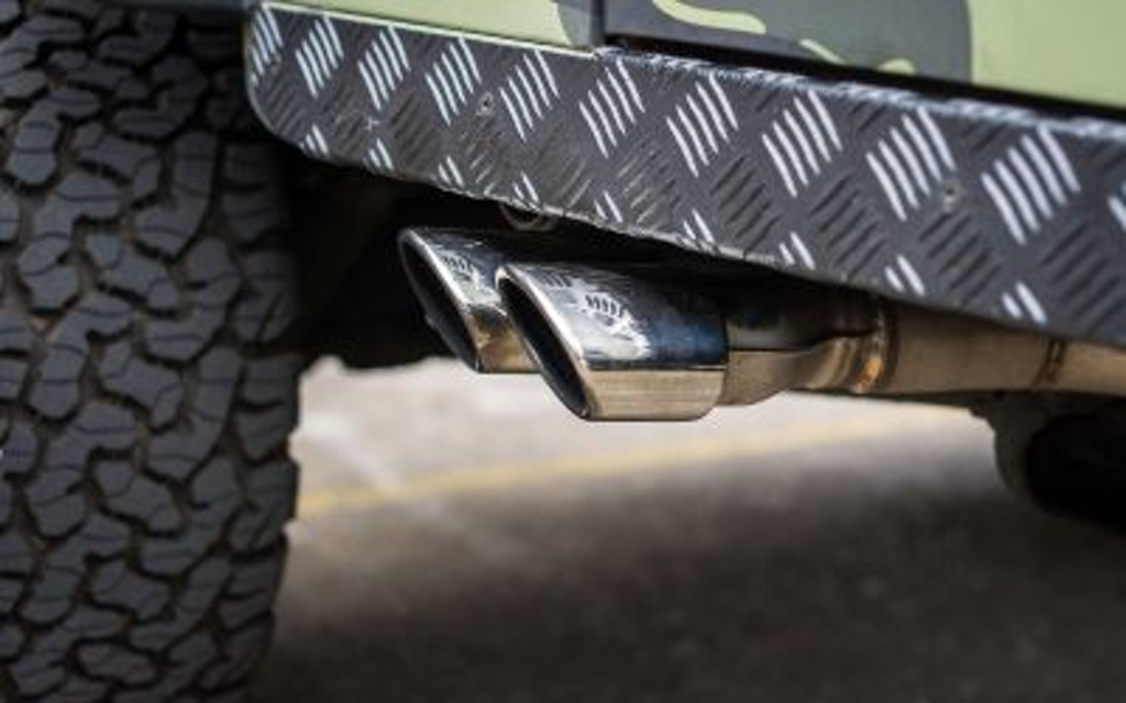 Land Rover Defender | Rugged Tactical Military Edition Bild 14 von 19