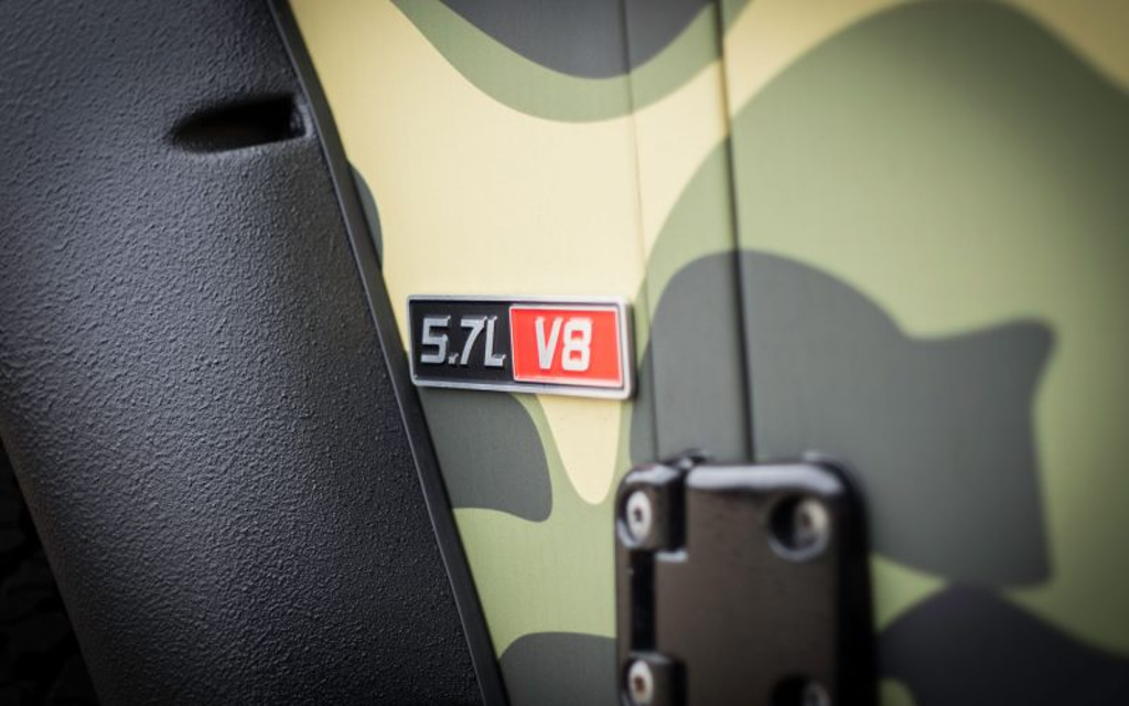 Land Rover Defender | Rugged Tactical Military Edition Bild 16 von 19