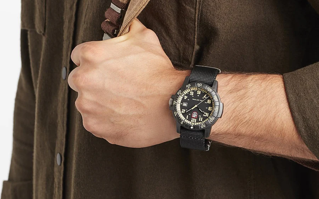 LUMINOX | LEATHERBACK SEA TURTLE GIANT 44 MM OUTDOOR WATCH  Image 4 from 4
