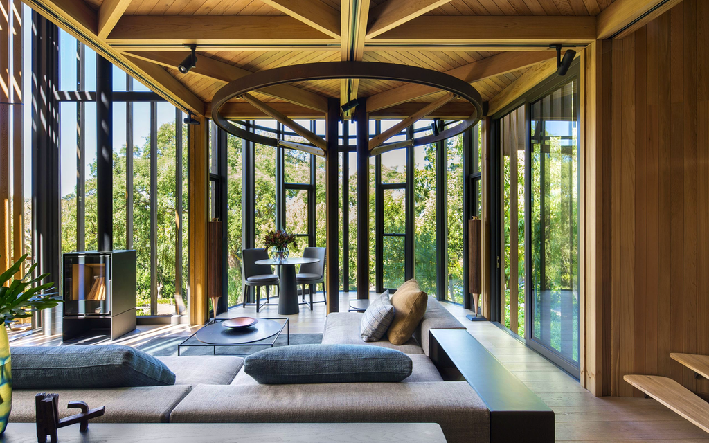 TREE HOUSE Constantia | Wald Lichtung & Vertikal Geometrie Image 7 from 10