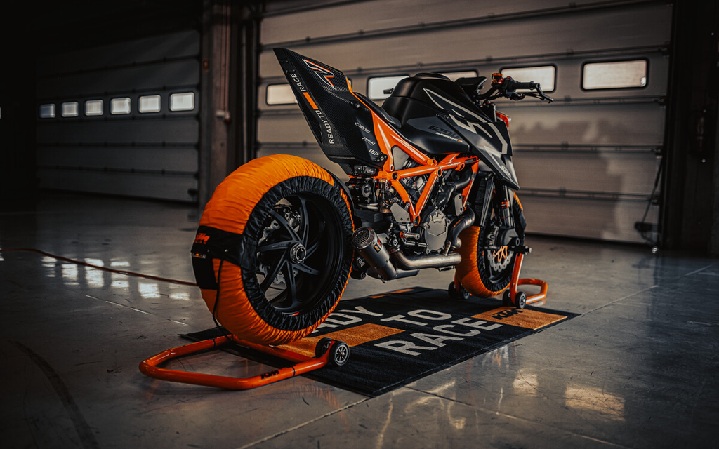 KTM 1290 SUPER DUKE RR | THE BEAST - Hyper Naked Bike mit 1:1 Power to Weight  Bild 3 von 12