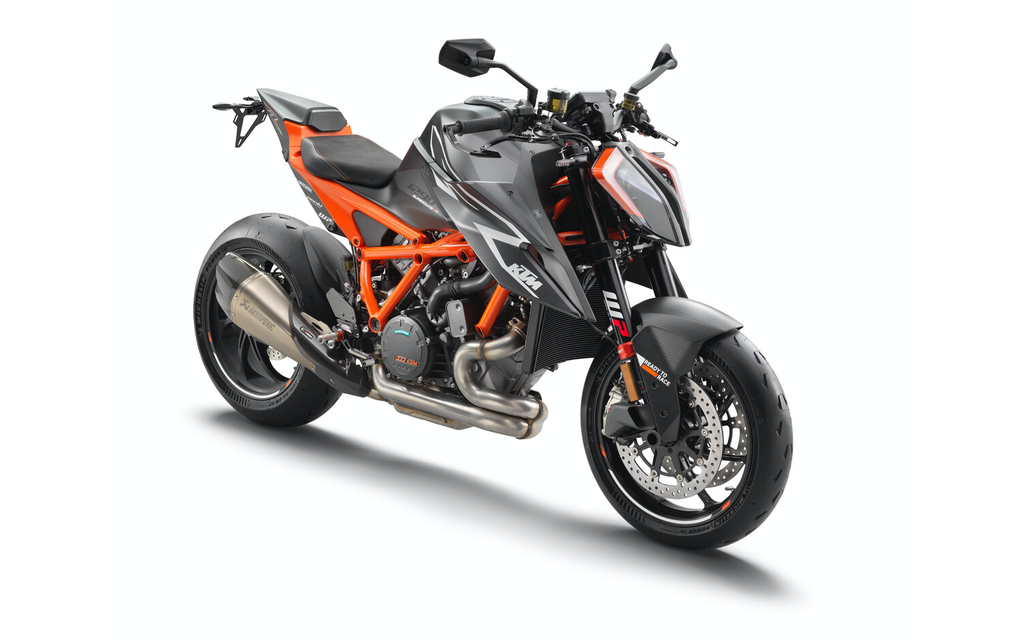 KTM 1290 SUPER DUKE RR | THE BEAST - Hyper Naked Bike mit 1:1 Power to Weight  Image 9 from 12
