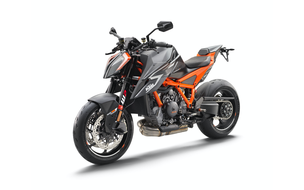 KTM 1290 SUPER DUKE RR | THE BEAST - Hyper Naked Bike mit 1:1 Power to Weight  Image 11 from 12
