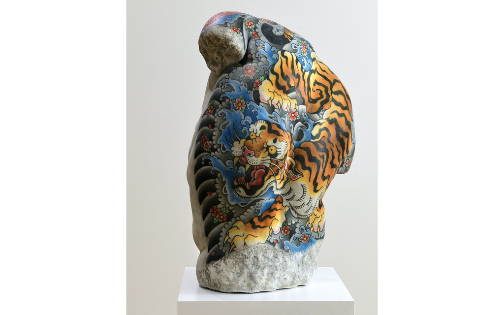 TATTOOS als Körperkunst | BadAss Marmor Skulptur & Yakuza  Image 12 from 16