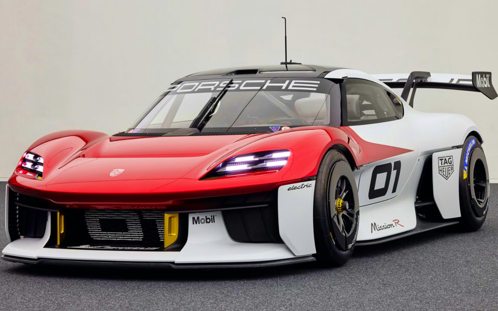 PORSCHE Mission R | Das 1.088 PS E-Motorsport Rennlabor mit 300 km/h Performance  Image 2 from 43