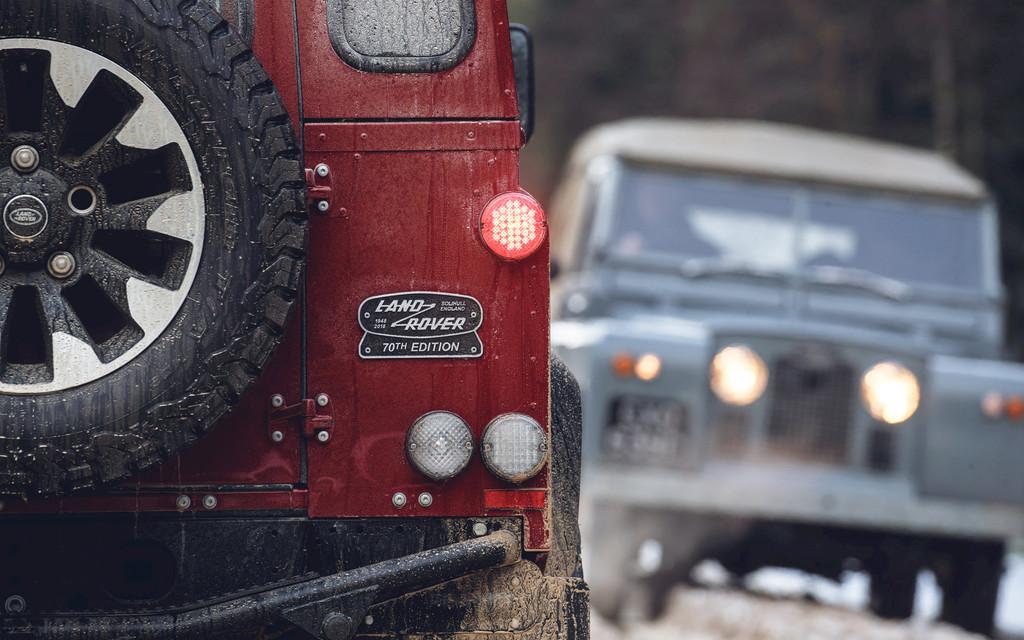 LAND ROVER DEFENDER | WORKS V8 - Collector’s Edition - Die leistungsstärkste & schnellste Version Image 5 from 5