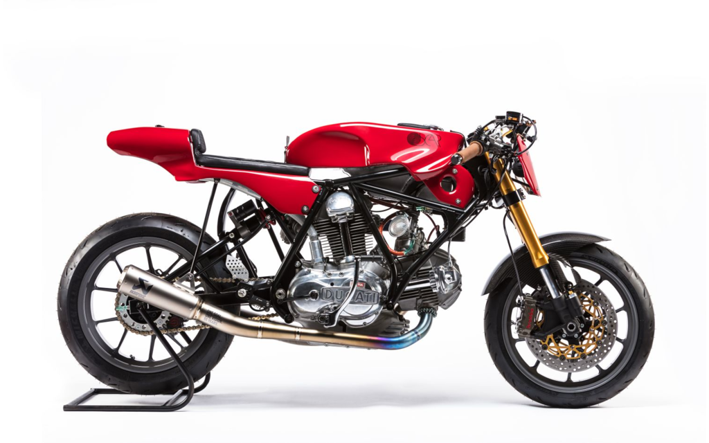 DUCATI 750 GP | WOOLAWAY & ALPINESTARS - Jubiläum Custom Bike Build 