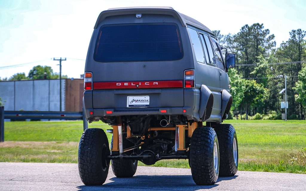 MITSUBISHI L300 | DELICA II 4WD Mud-Terrain Body Lift Custom Wagon Bild 2 von 7