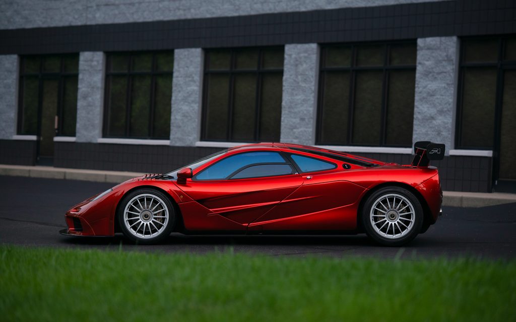 MCLAREN F1 LM | SPECIFICATION BMW V12 - Schnellstes Serienauto mit 386 km/h Image 6 from 19