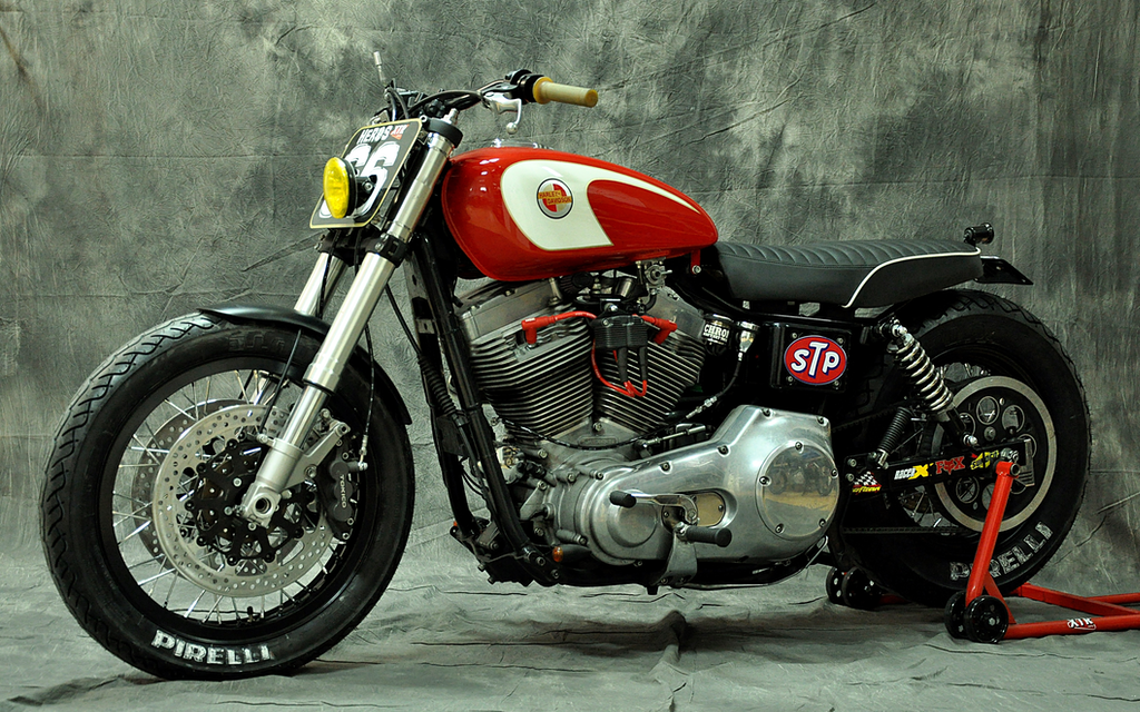 HARLEY DAVIDSON Dyna Super Glide | XTR GABRIELLE - Remake im Street Tracker Style  Image 2 from 11