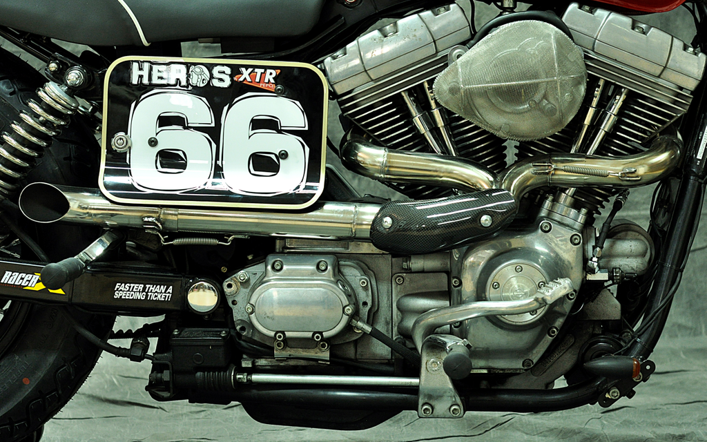 HARLEY DAVIDSON Dyna Super Glide | XTR GABRIELLE - Remake im Street Tracker Style  Image 6 from 11